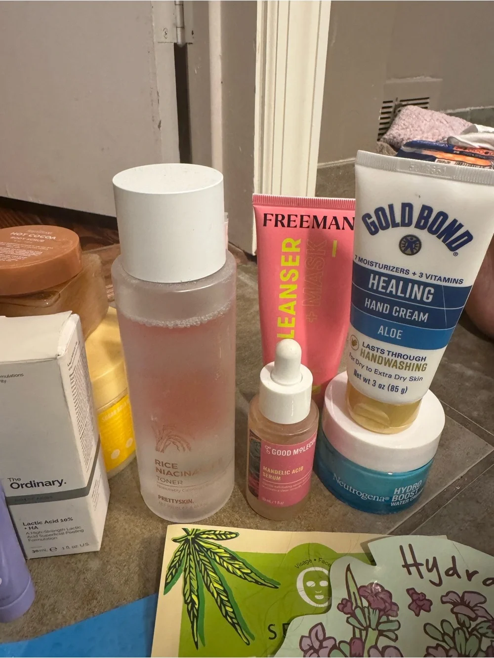 Skincare Mix - Assorted Serums, Cleansers & Sheet Masks